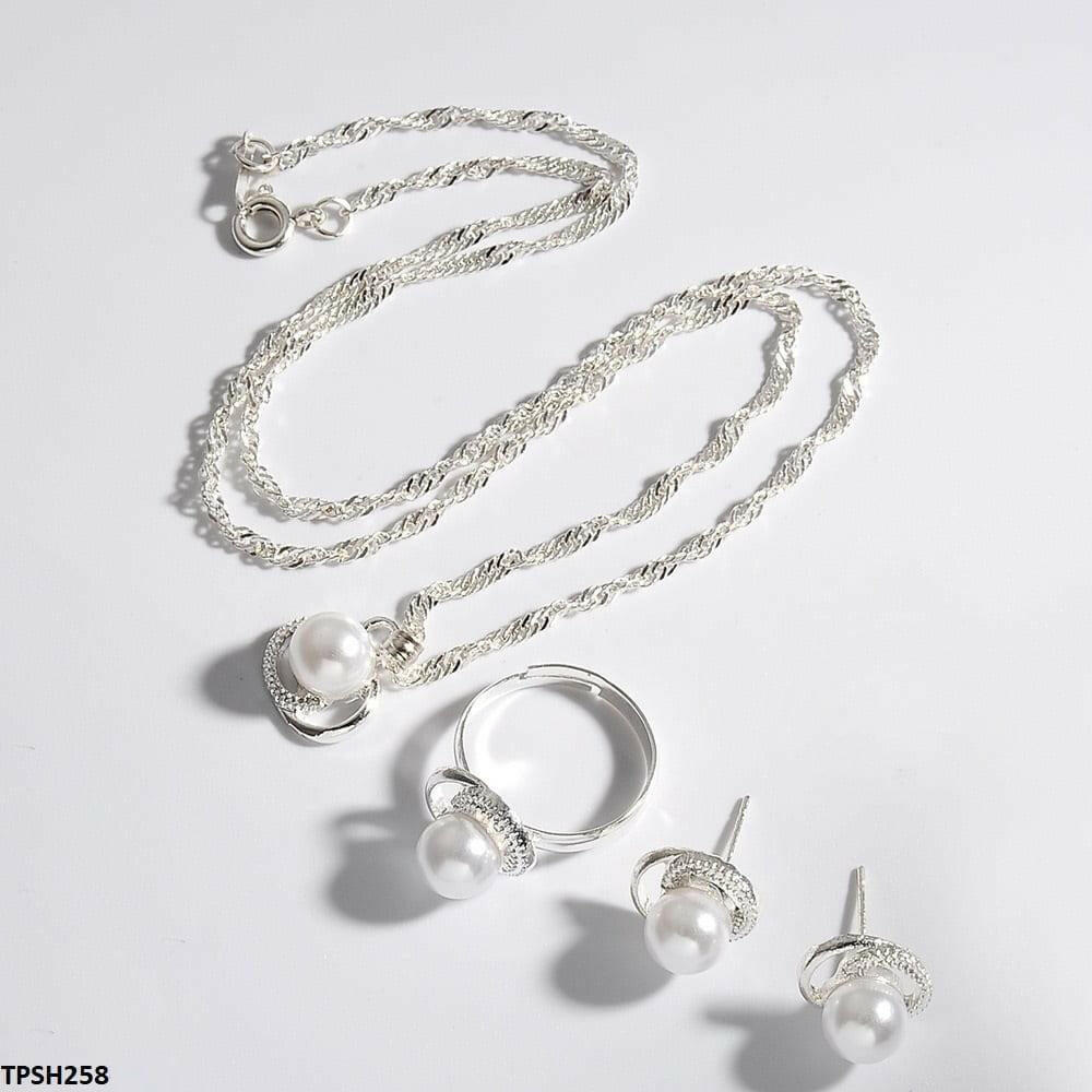 Stunning Artificial Pearl Pendant and Earrings