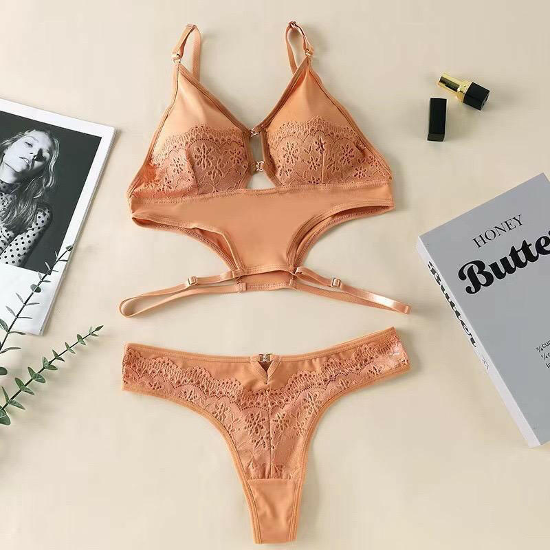 Ladies imported Silk light Paded Push-Up Bra set