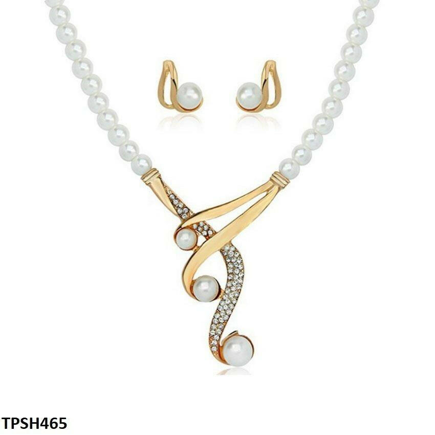 Pearl Pendent Set