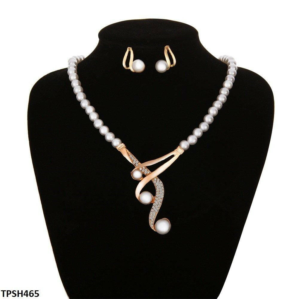 Pearl Pendent Set