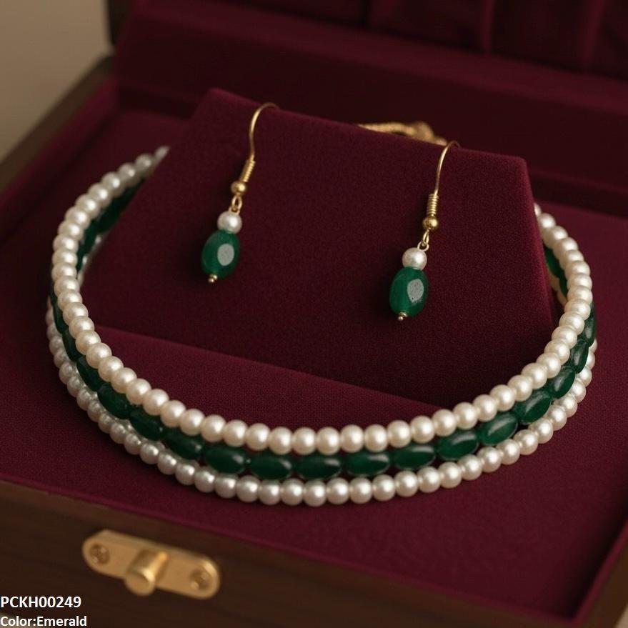 Three-Layered Pearl Choker Set